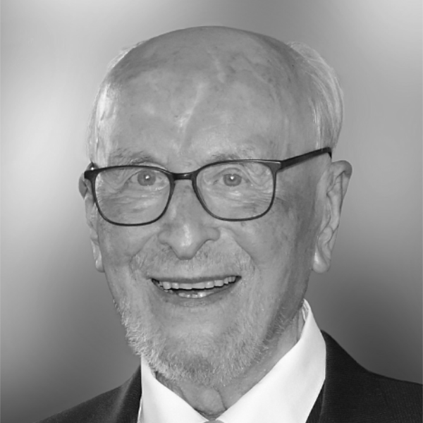 Schwarzweiß-Portrait von Heinrich Schroth